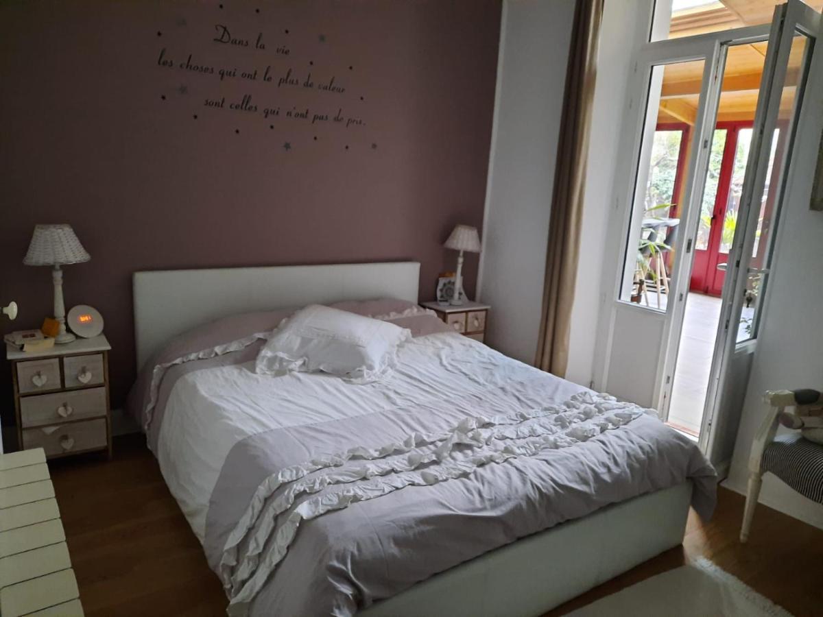 Bed and Breakfast A Ribeira à Châteauroux Extérieur photo